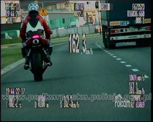d9fad63795fe42dc1c8cab25ab2cb9c5b8da6872