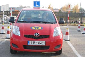 53c85e8840d093b9a42b0f6eb5eafe2440185ce8