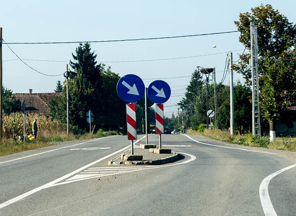 ef2042663c43a5ffa9e02228eea554ef374d6135